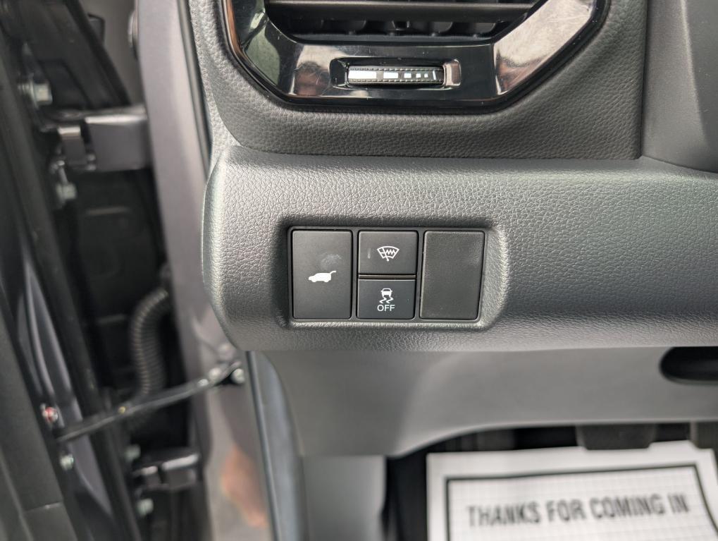 used 2025 Honda Pilot car, priced at $48,900