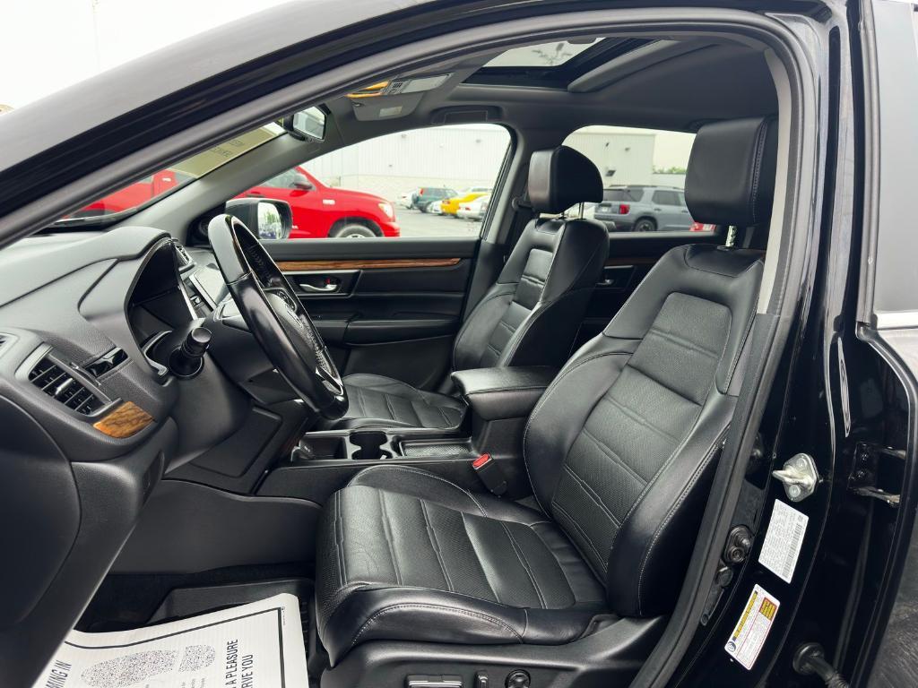 used 2017 Honda CR-V car, priced at $18,900