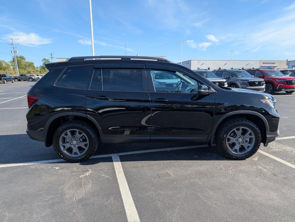 used 2025 Honda Passport car, priced at $41,900