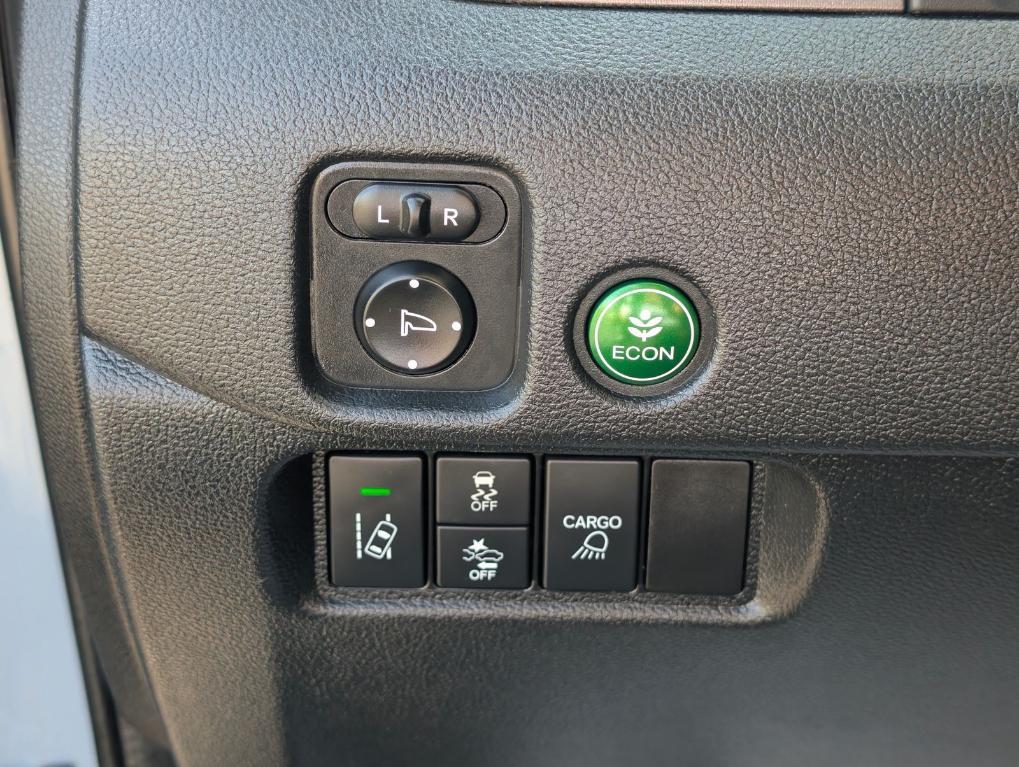 used 2023 Honda Ridgeline car, priced at $32,900
