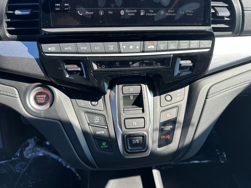 new 2026 Honda Odyssey car, priced at $45,390