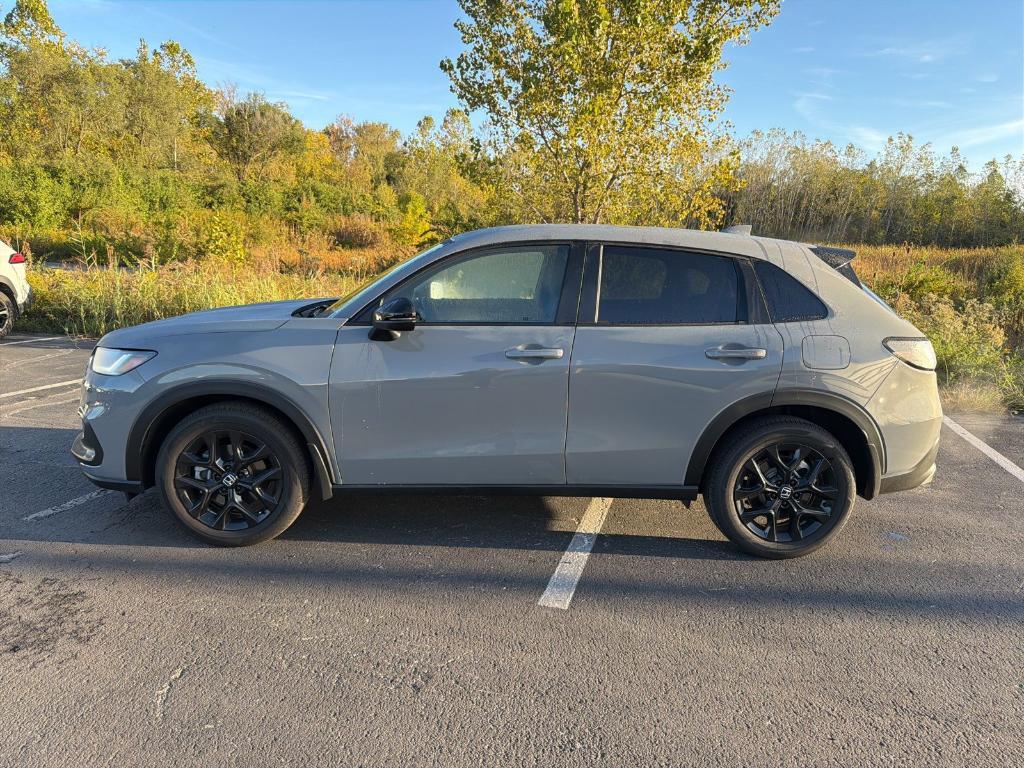 used 2025 Honda HR-V car, priced at $27,800