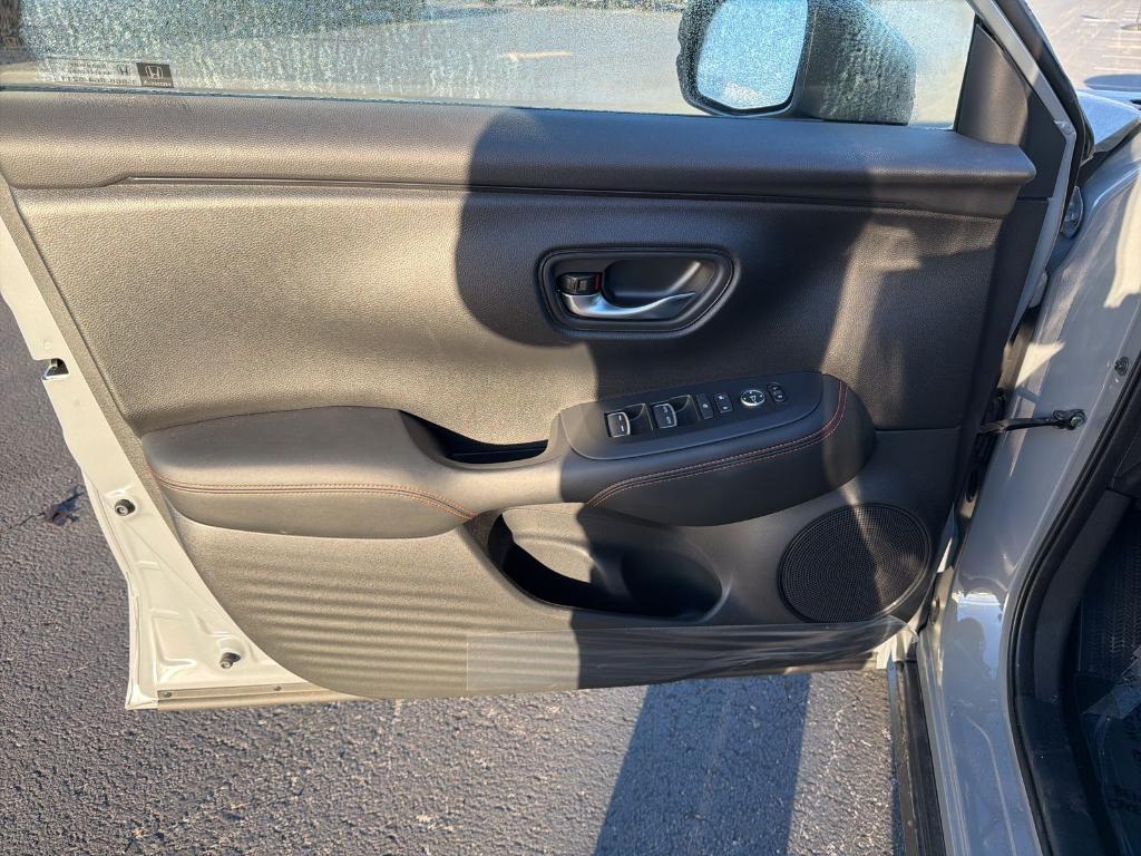 used 2025 Honda HR-V car, priced at $27,800