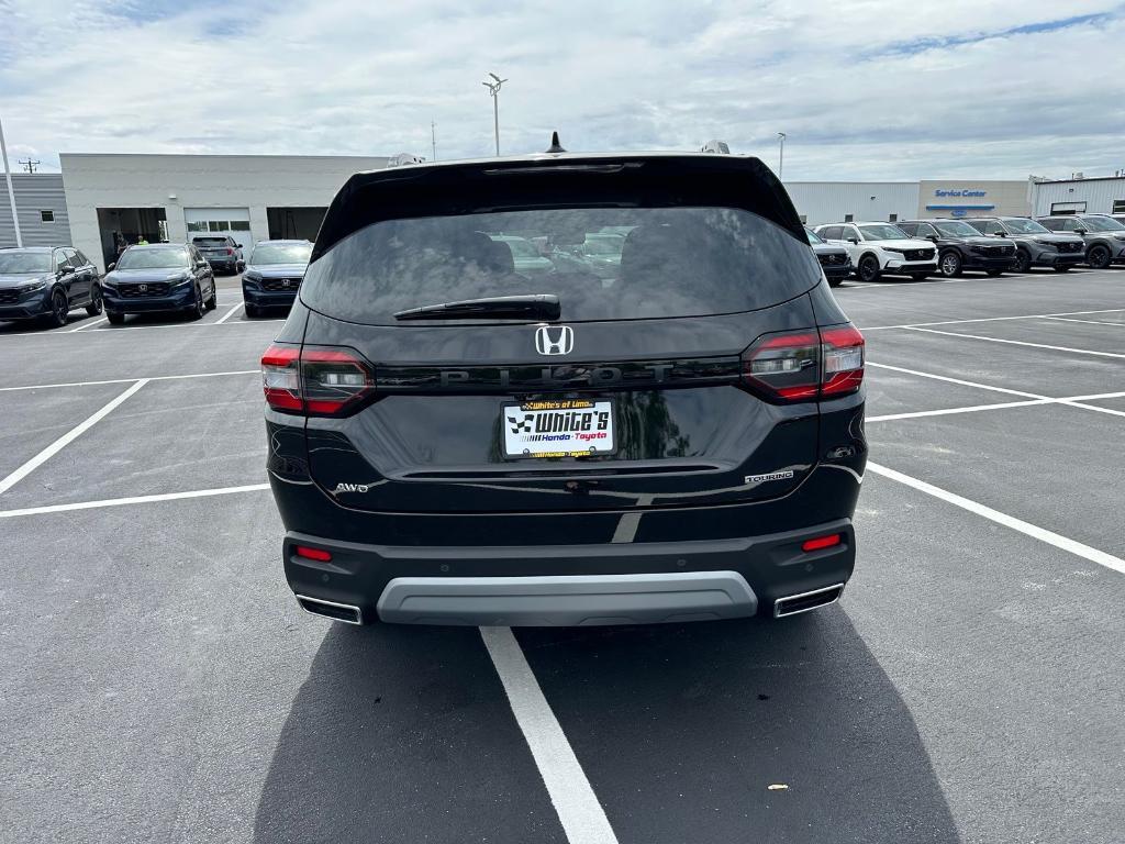 new 2025 Honda Pilot car, priced at $51,825