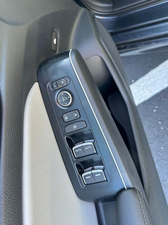 new 2026 Honda Civic Hybrid car, priced at $33,490