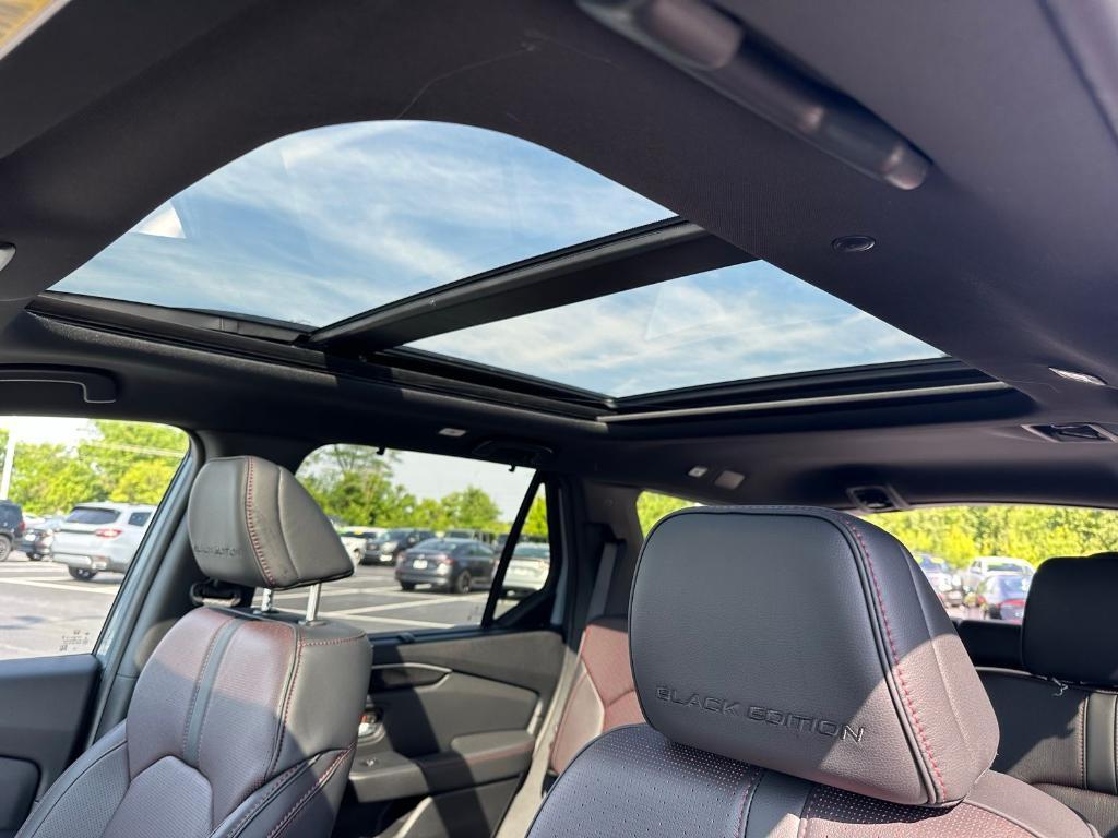 new 2025 Honda Pilot car, priced at $56,485