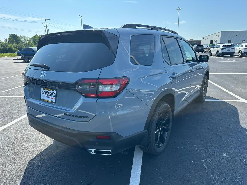 new 2025 Honda Pilot car, priced at $56,485