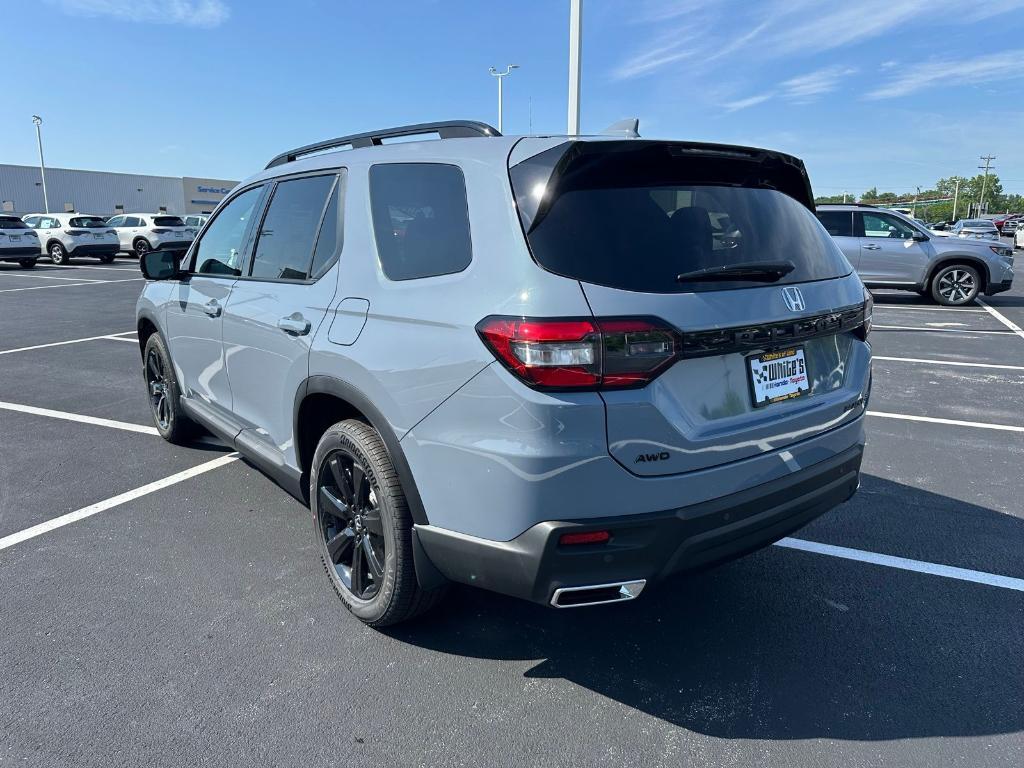 new 2025 Honda Pilot car, priced at $56,485