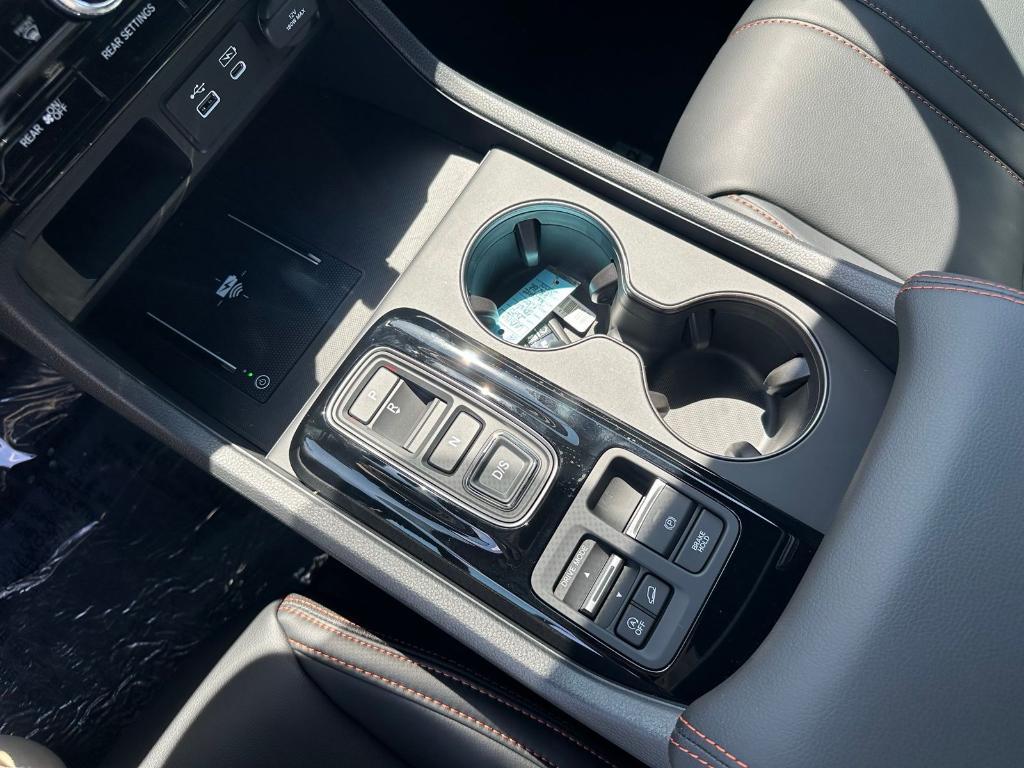 new 2025 Honda Pilot car, priced at $50,895