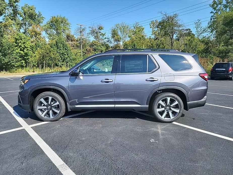 new 2025 Honda Pilot car, priced at $50,695