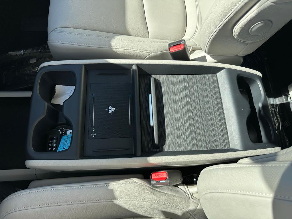 new 2026 Honda Odyssey car, priced at $44,290