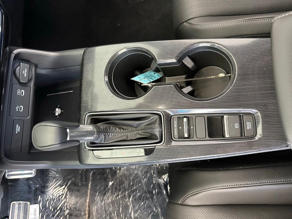 new 2025 Honda Civic Hybrid car, priced at $34,755