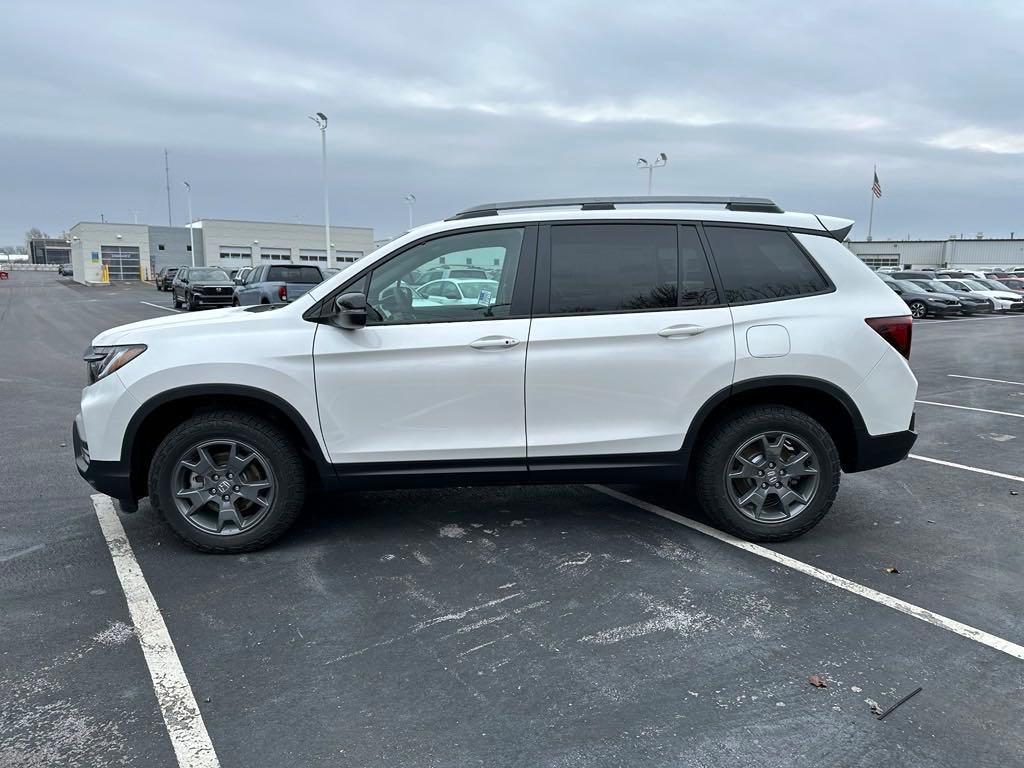 new 2025 Honda Passport car, priced at $46,850