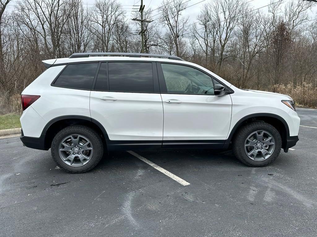 new 2025 Honda Passport car, priced at $46,850