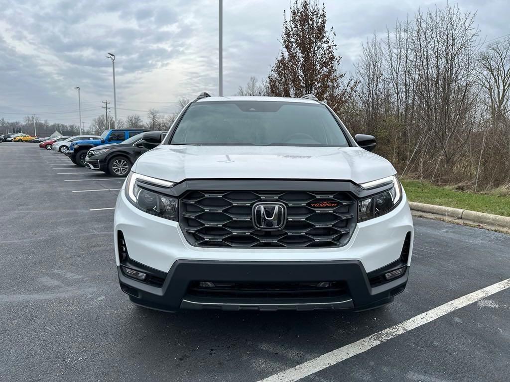 new 2025 Honda Passport car, priced at $46,850