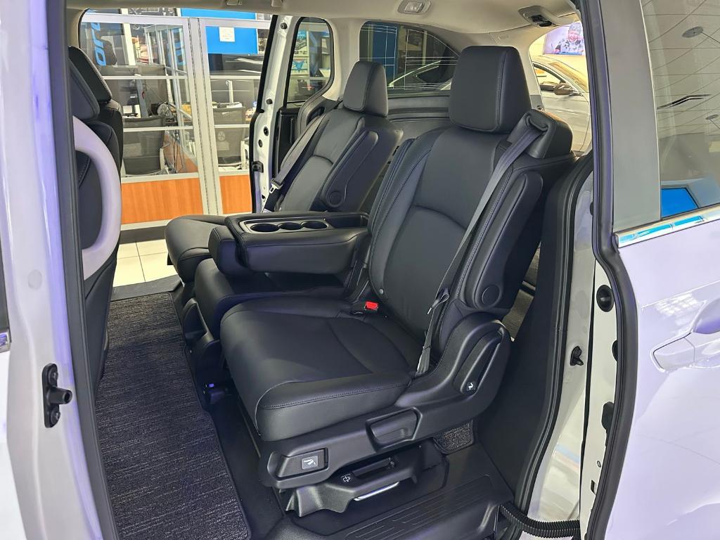 new 2026 Honda Odyssey car, priced at $44,745
