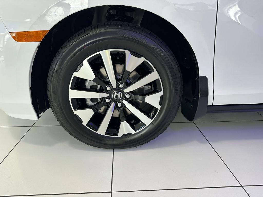 new 2026 Honda Odyssey car, priced at $44,745