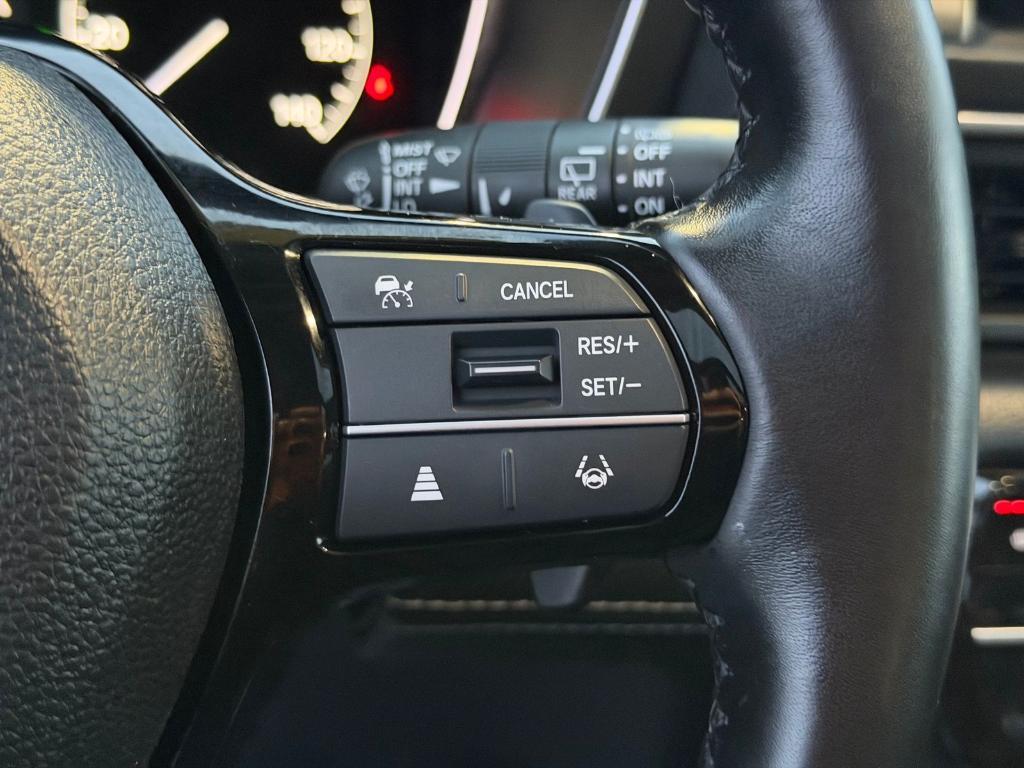 used 2025 Honda Pilot car, priced at $44,800