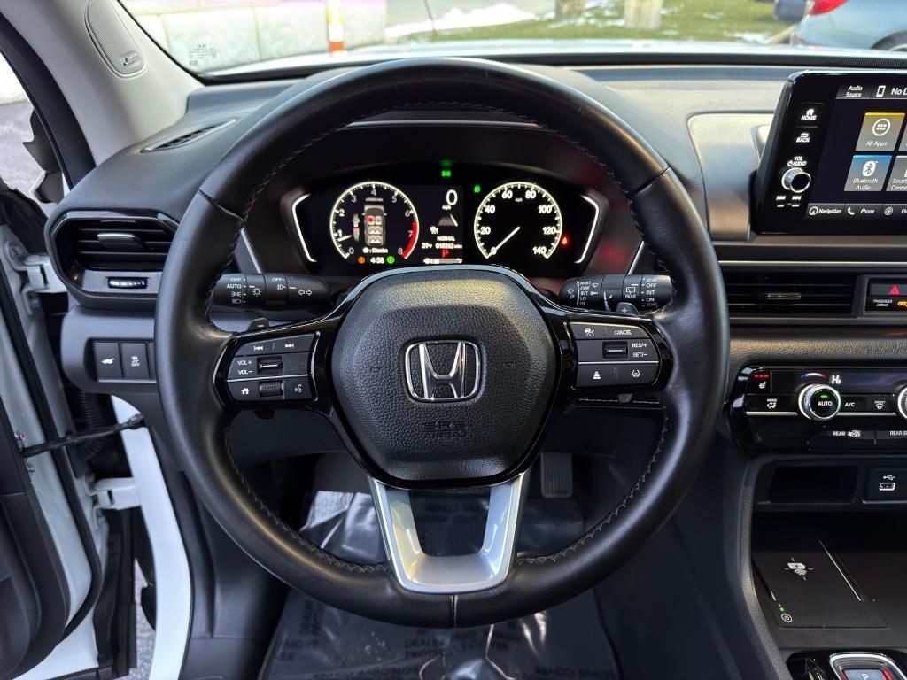 used 2025 Honda Pilot car, priced at $44,800