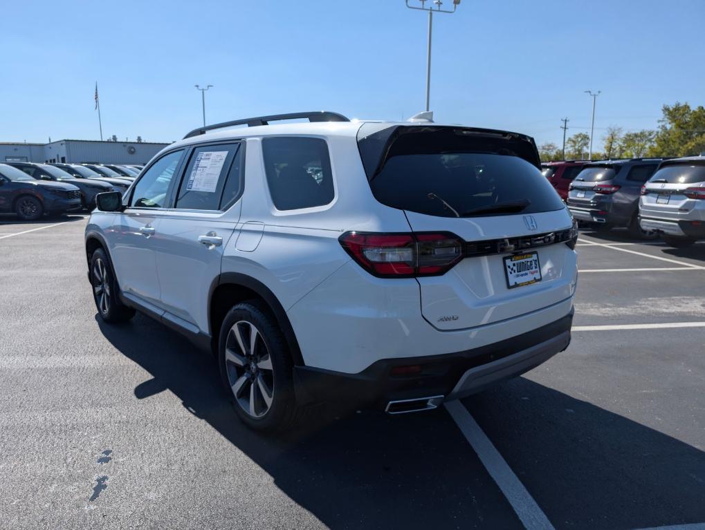 used 2024 Honda Pilot car, priced at $44,800