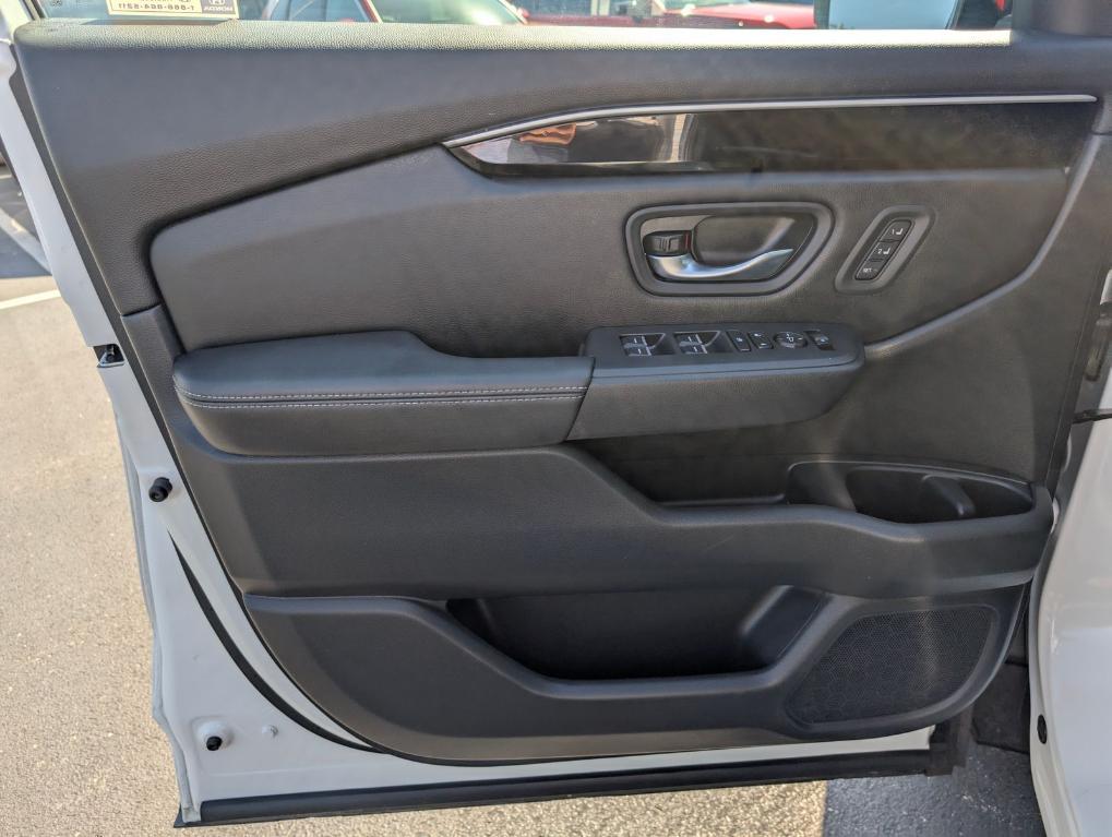 used 2024 Honda Pilot car, priced at $44,800