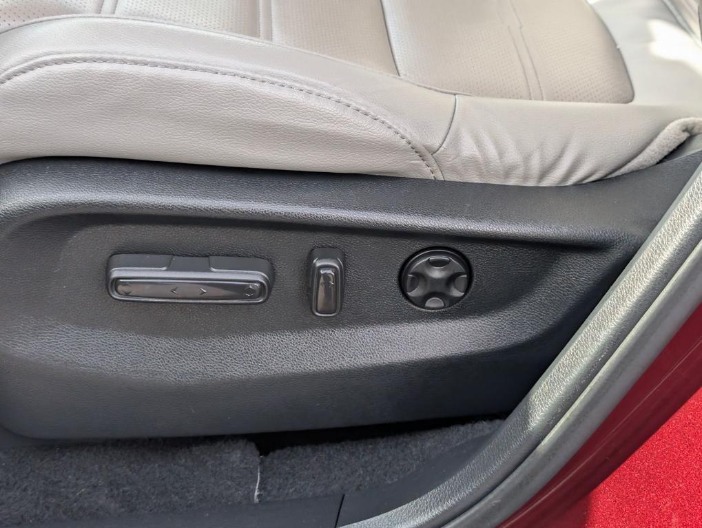 used 2018 Honda CR-V car, priced at $24,400