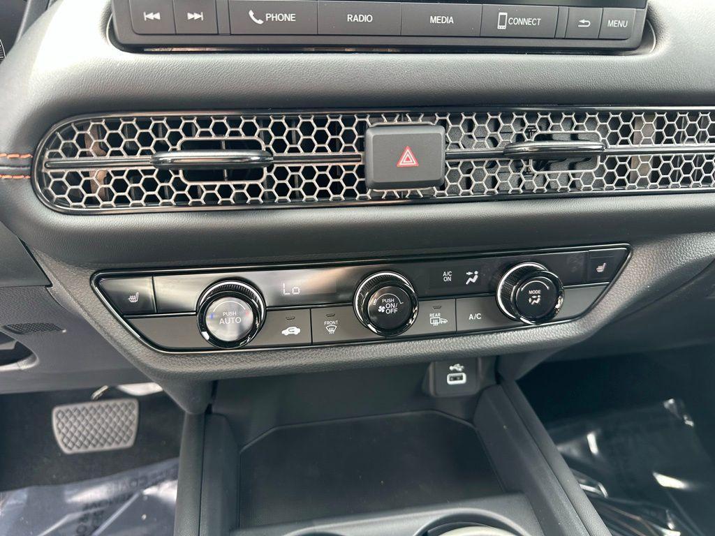 new 2025 Honda HR-V car, priced at $30,850