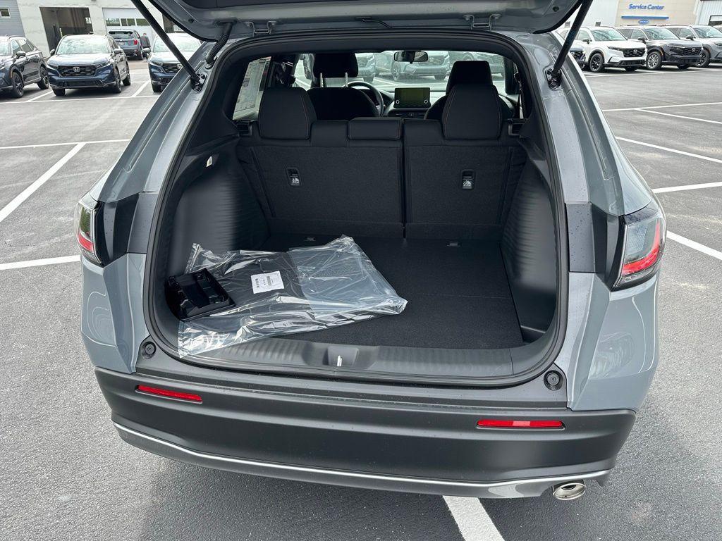 new 2025 Honda HR-V car, priced at $30,850