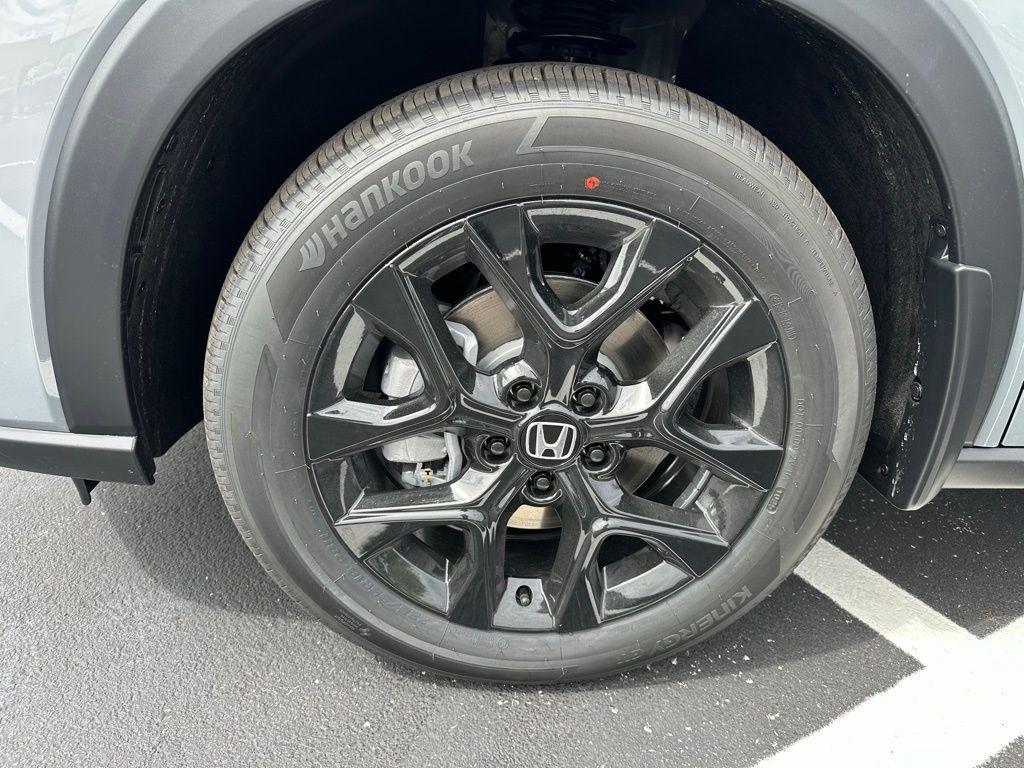 new 2025 Honda HR-V car, priced at $30,850