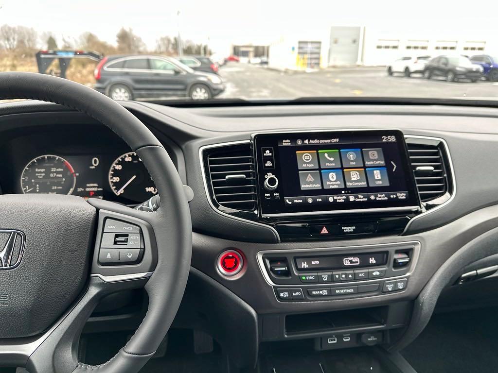 new 2025 Honda Ridgeline car, priced at $42,250