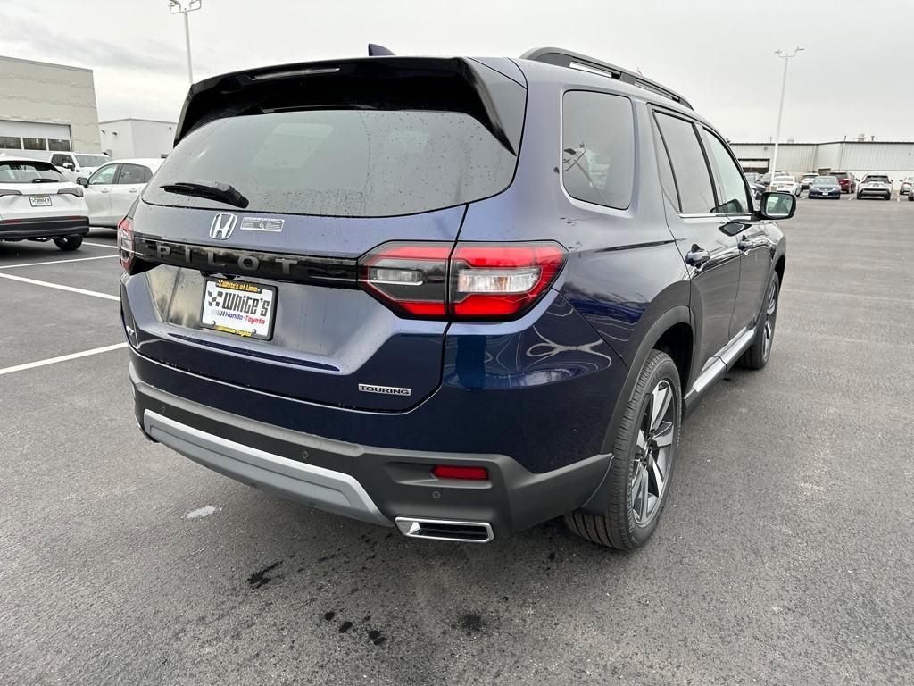 new 2025 Honda Pilot car, priced at $51,050