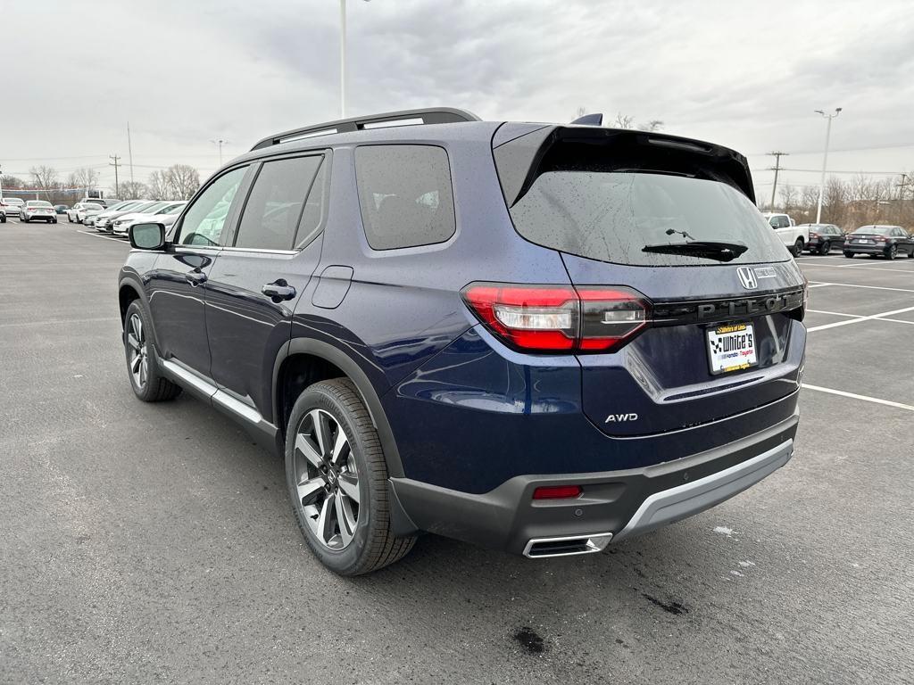 new 2025 Honda Pilot car, priced at $51,050