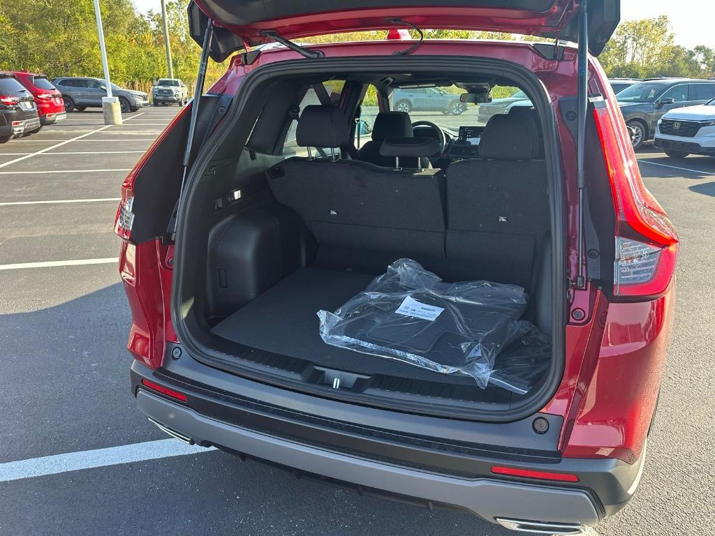 new 2026 Honda CR-V Hybrid car, priced at $39,035