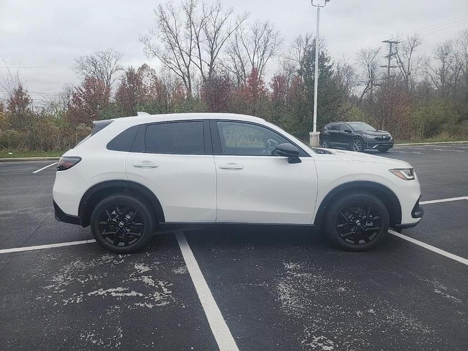 new 2025 Honda HR-V car, priced at $30,805