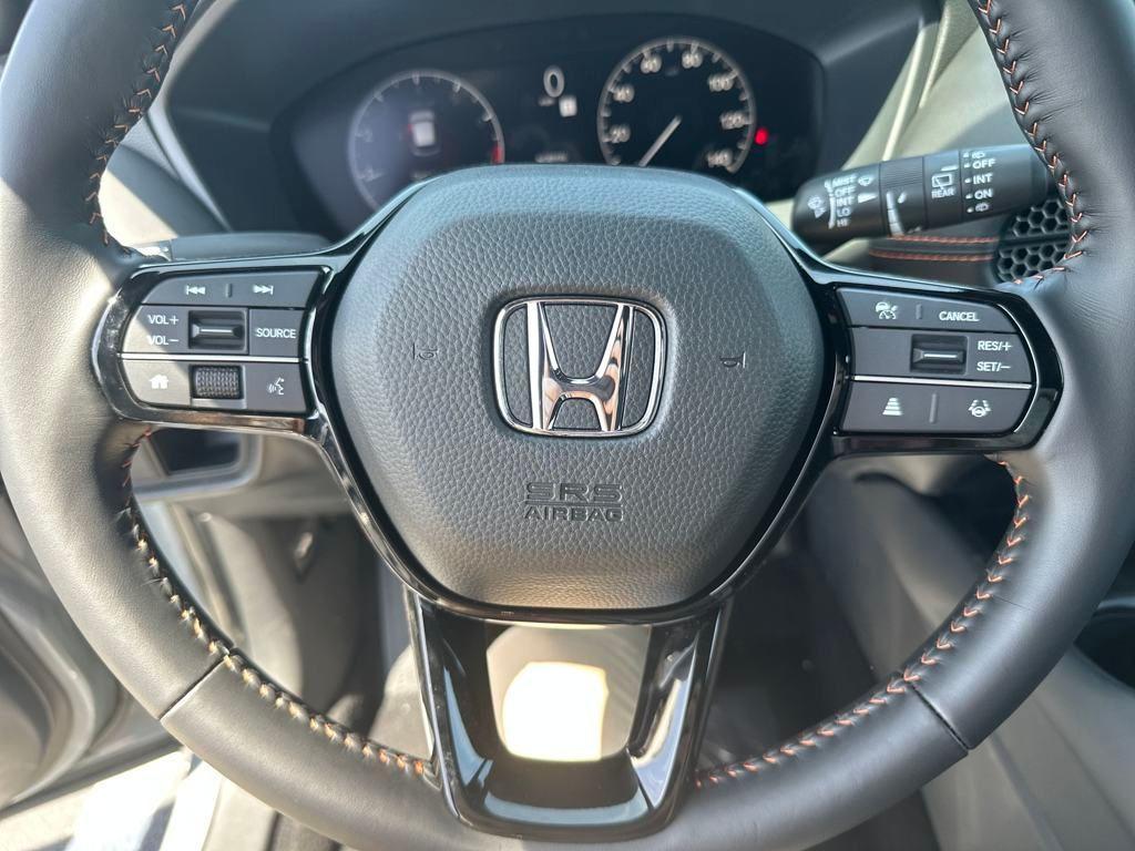 new 2025 Honda HR-V car, priced at $30,850
