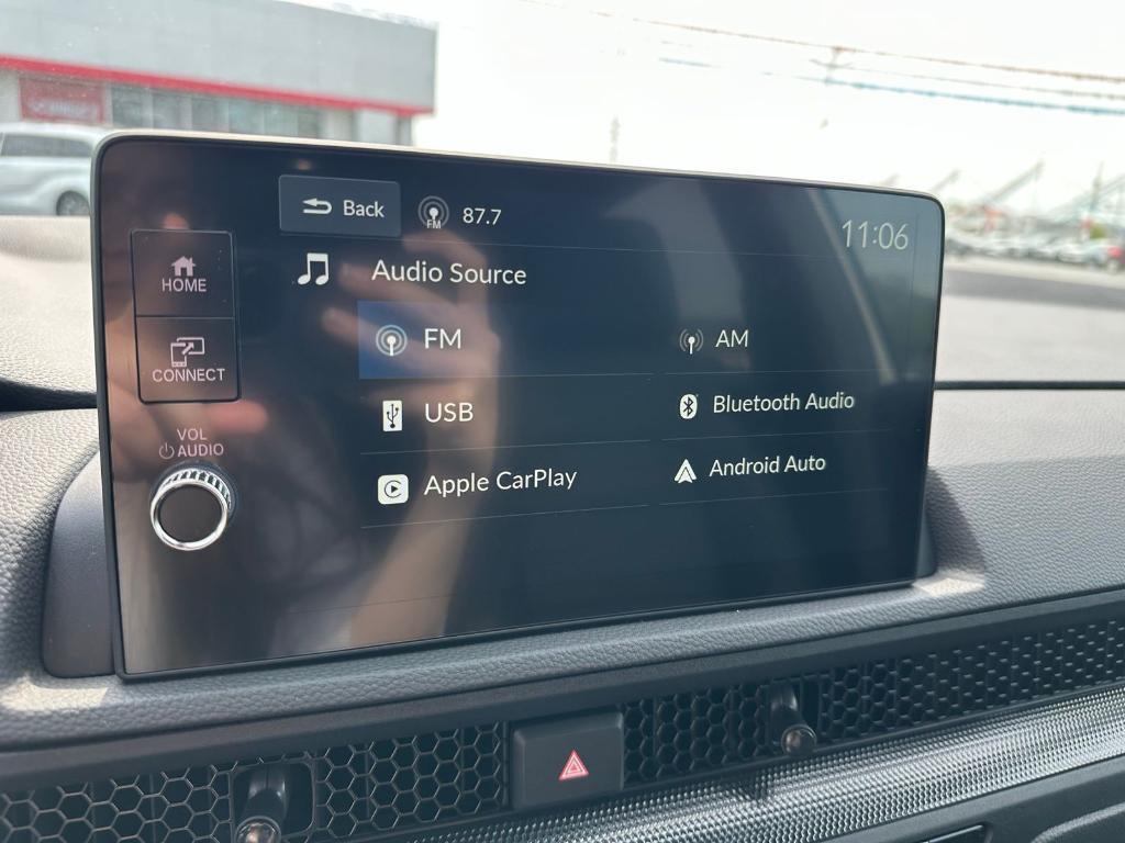 new 2026 Honda CR-V Hybrid car, priced at $41,675
