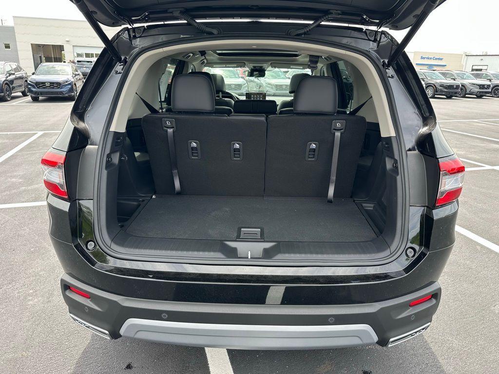 new 2025 Honda Pilot car, priced at $51,050