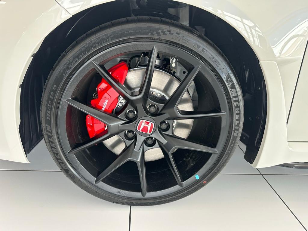 new 2025 Honda Civic Type R car, priced at $47,500