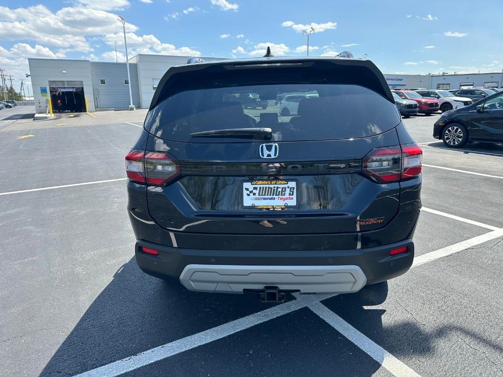 new 2025 Honda Pilot car, priced at $50,895