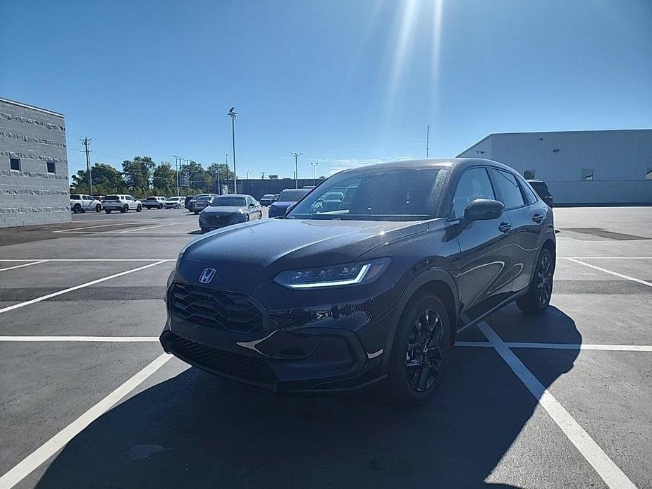 new 2025 Honda HR-V car, priced at $30,050