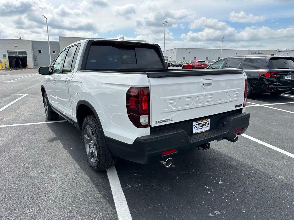 new 2025 Honda Ridgeline car, priced at $47,585