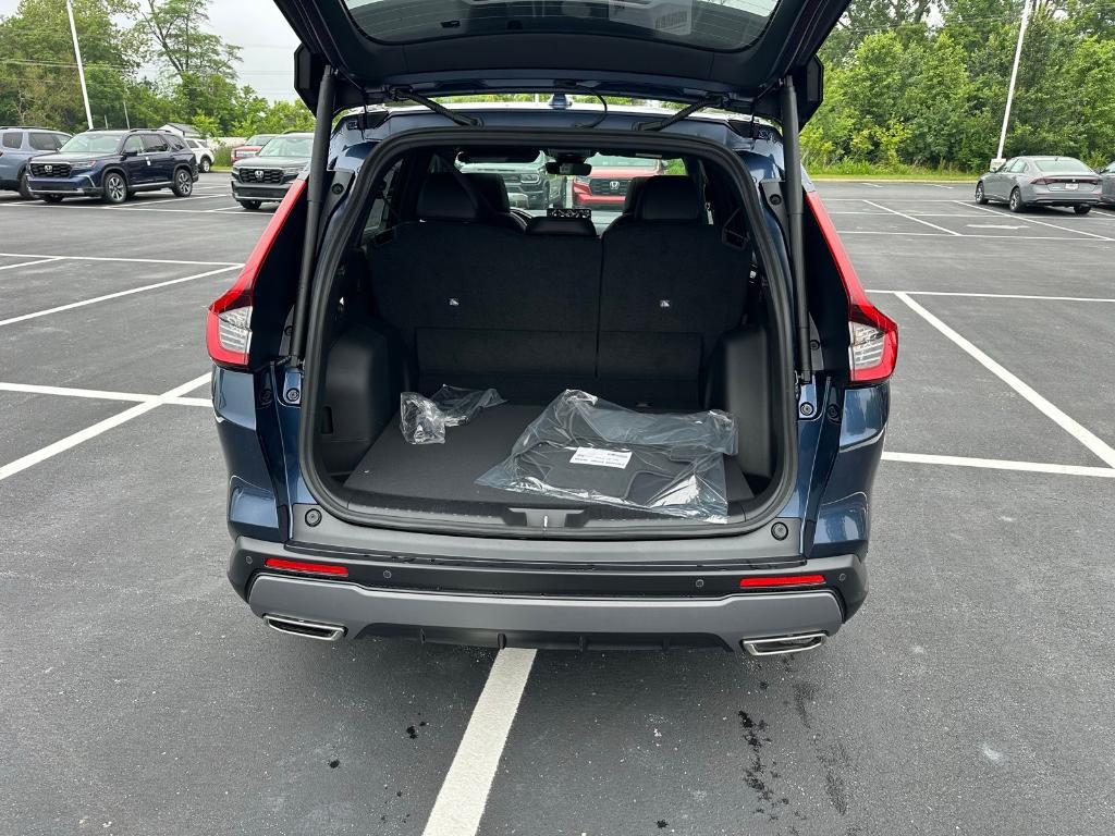 new 2026 Honda CR-V Hybrid car, priced at $43,645
