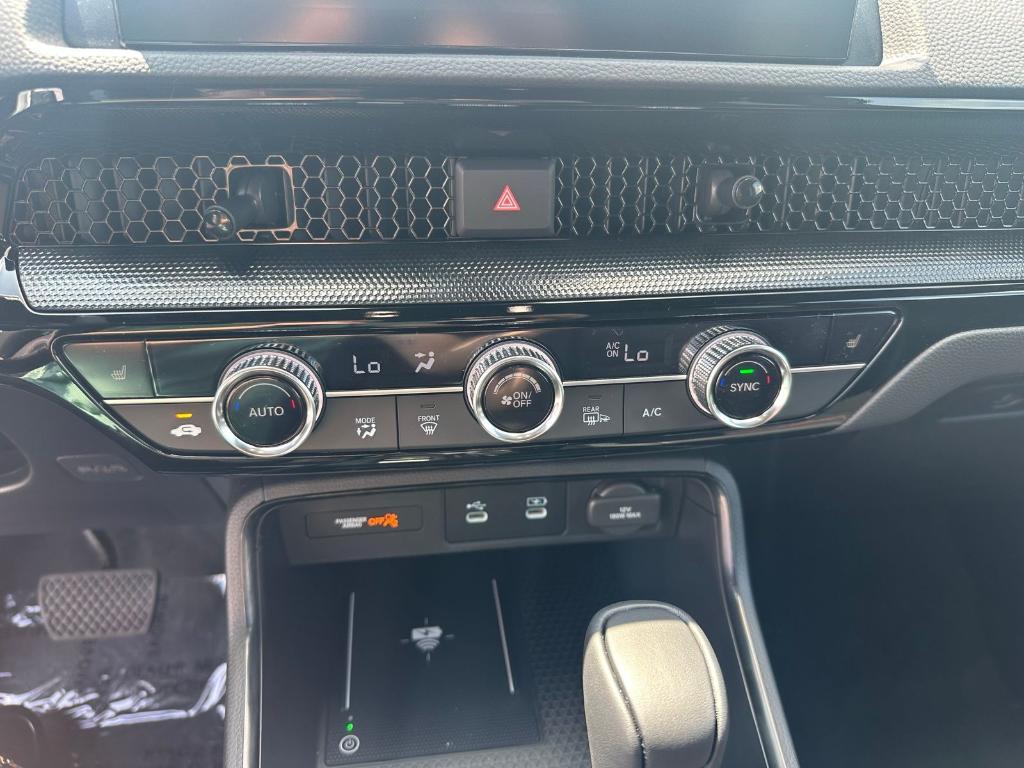 new 2026 Honda CR-V Hybrid car, priced at $43,700