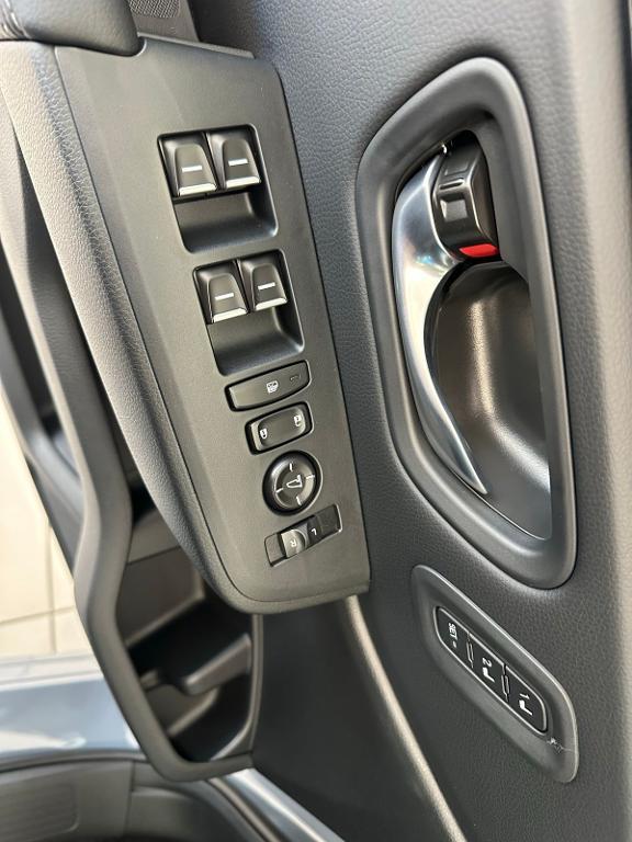 new 2025 Honda Pilot car, priced at $51,505