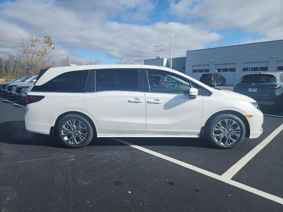 new 2025 Honda Odyssey car, priced at $48,460