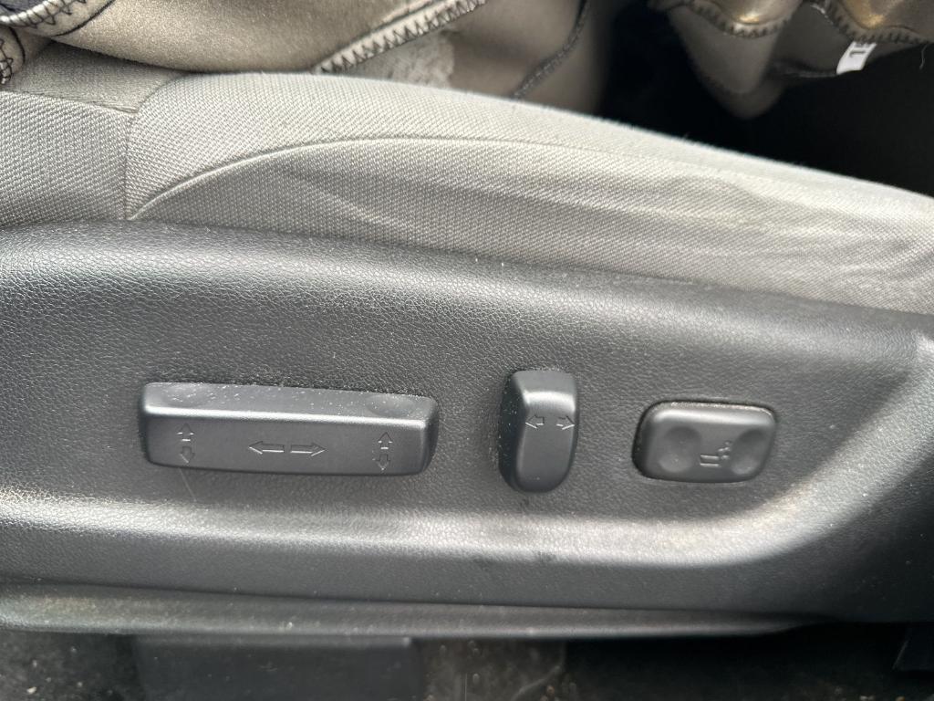 used 2015 Honda CR-V car, priced at $13,700
