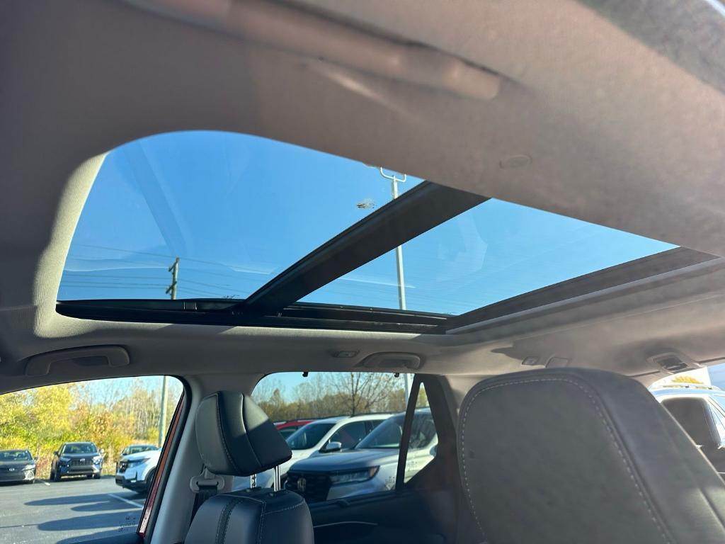 new 2025 Honda Pilot car, priced at $53,450