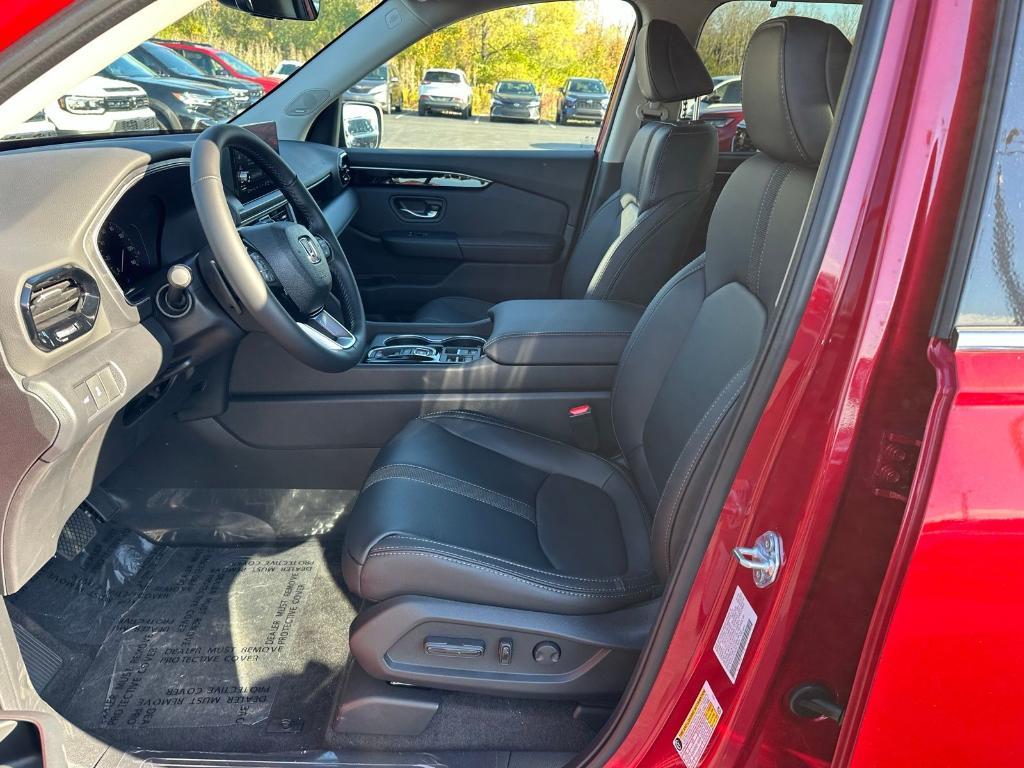 new 2025 Honda Pilot car, priced at $53,450