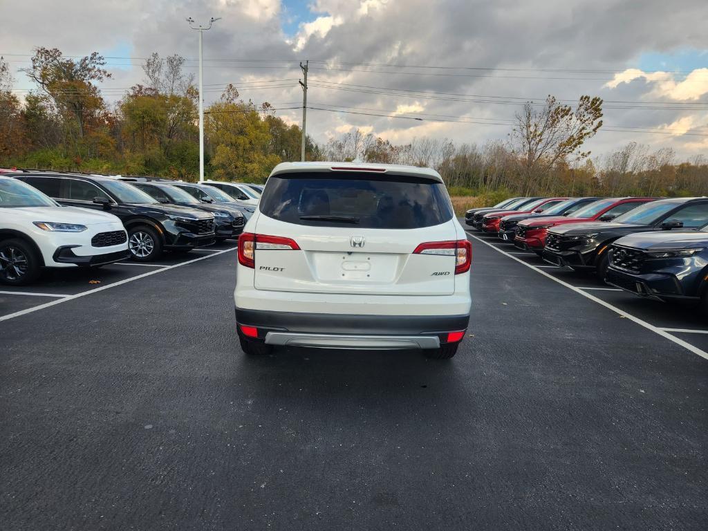 used 2021 Honda Pilot car, priced at $21,900