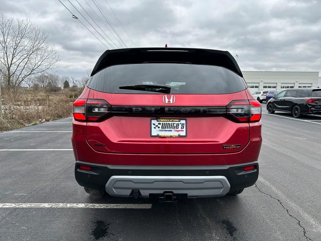 new 2025 Honda Pilot car, priced at $52,035